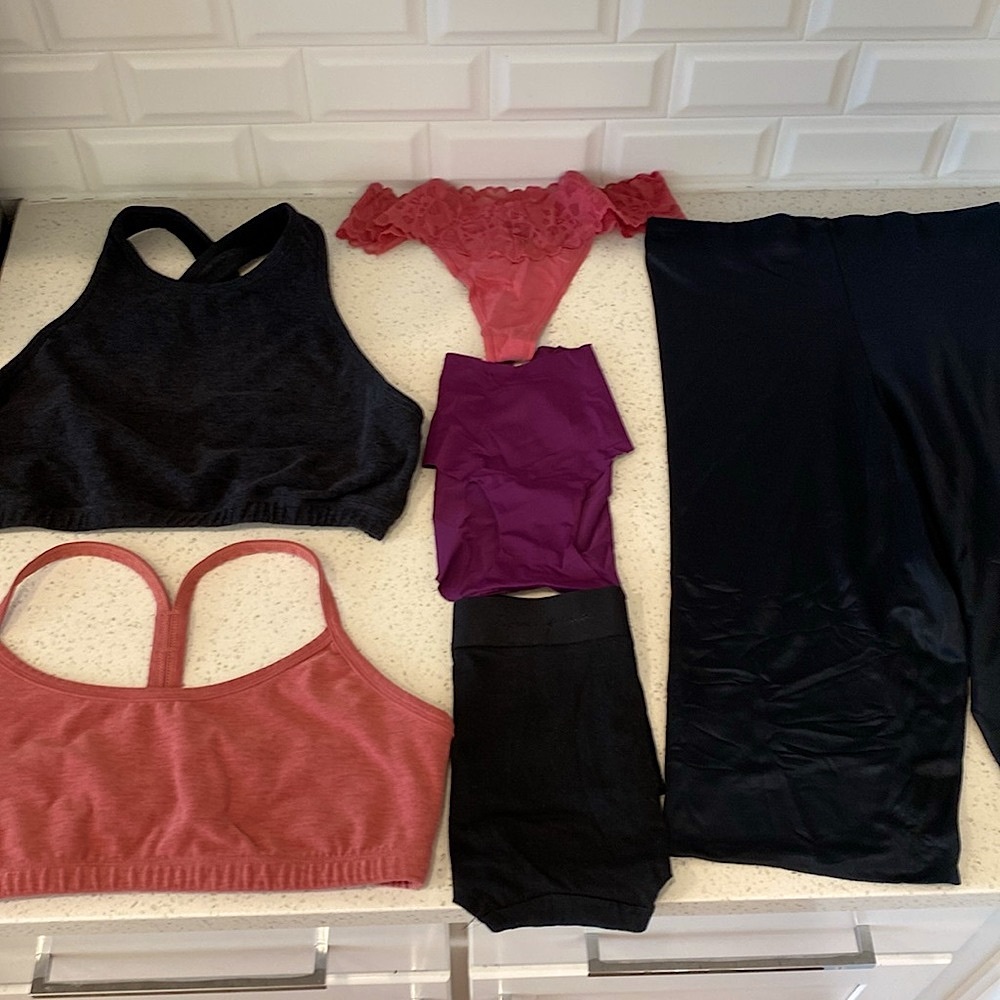 Beyond Yoga-SPANX-Victoria’s Secret Intimates Bundle-L/XL